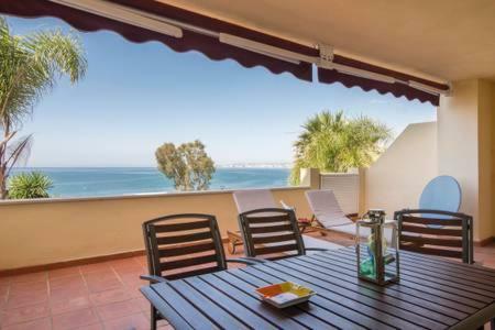 Relax Frente Al Mar Apartment Benalmadena Exterior photo