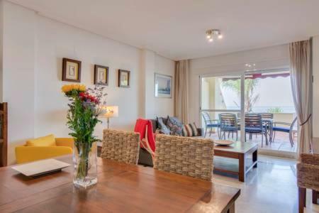 Relax Frente Al Mar Apartment Benalmadena Exterior photo